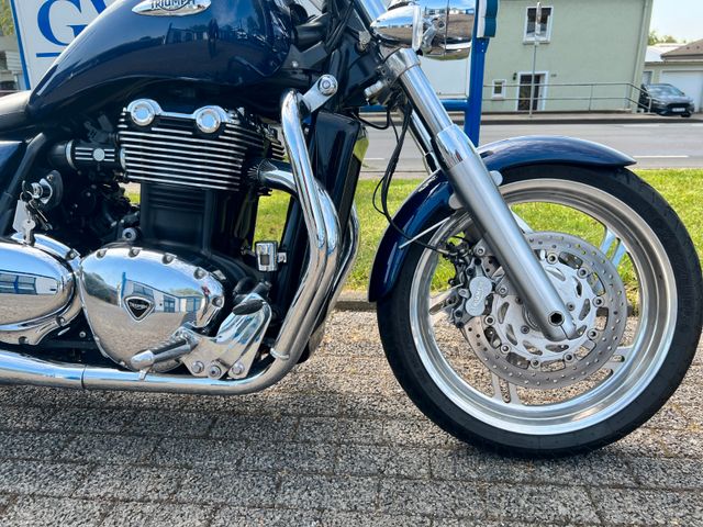 Triumph Thunderbird 1700 ABS Bild 10