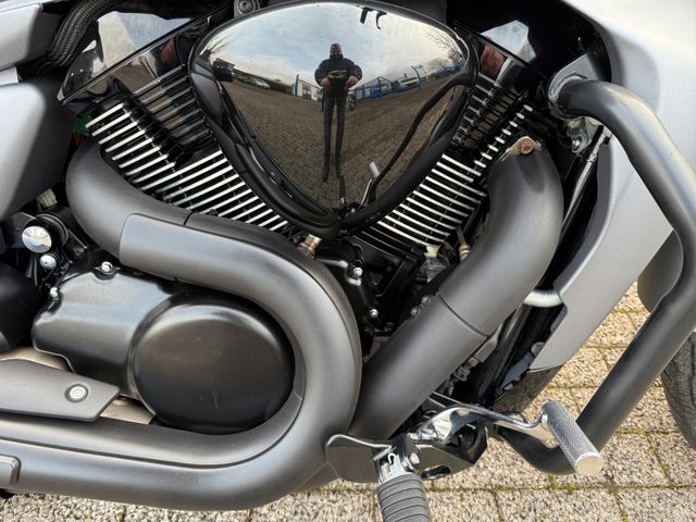 Suzuki VZR 1800 LE M INTRUDER Bild 13