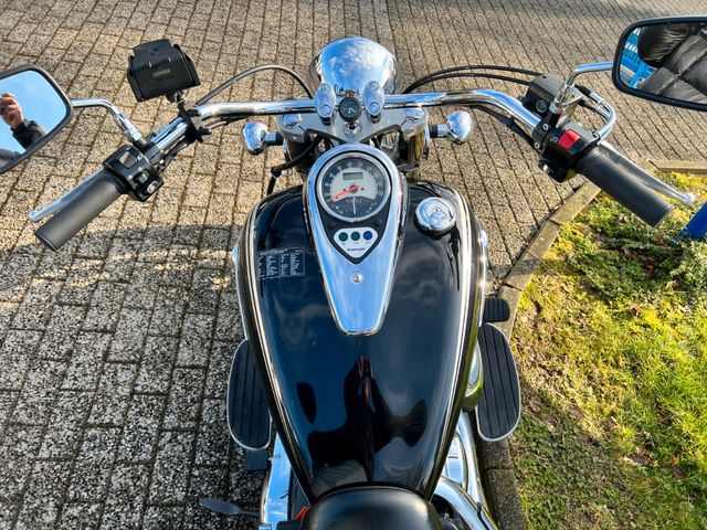 Kawasaki VN 900 Classic Bild 14