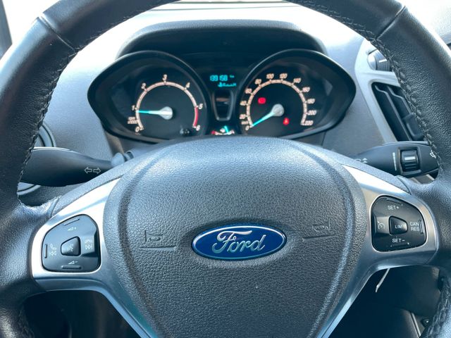 Ford Transit Courier Trend Bild 12