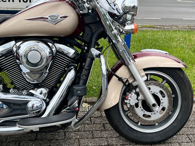 Kawasaki VN 1700 CLASSIC TOURER Bild 7