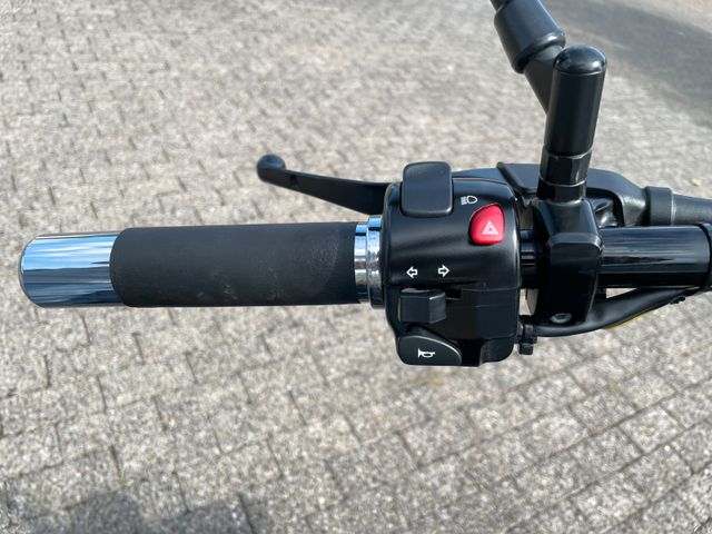 Suzuki C 800 Black Edition erst 10 TKm A2 FS Bild 15