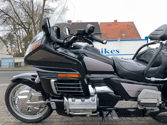 Honda GL 1500 SE Goldwing SERVICE u. REIFEN NEU ! Bild 9