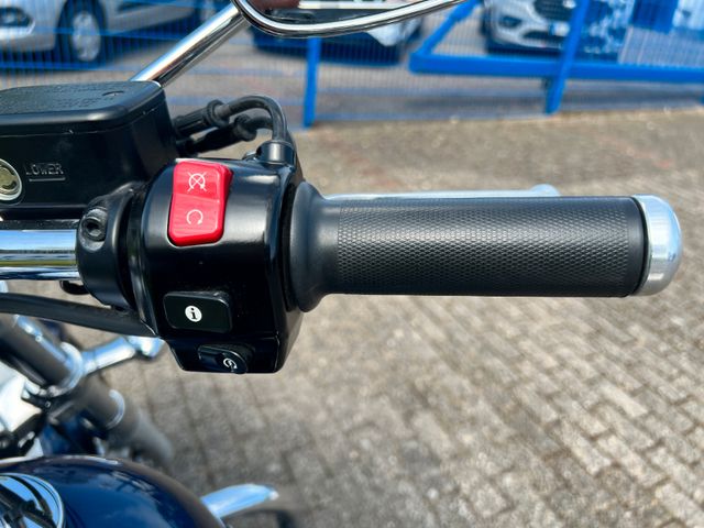 Triumph Thunderbird 1700 ABS Bild 16